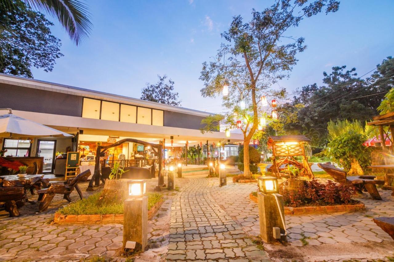 Huandalha Resort Lamphun Exterior photo